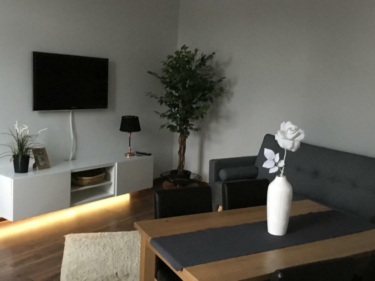 Marzec Apartamenty Gniezno Extérieur photo
