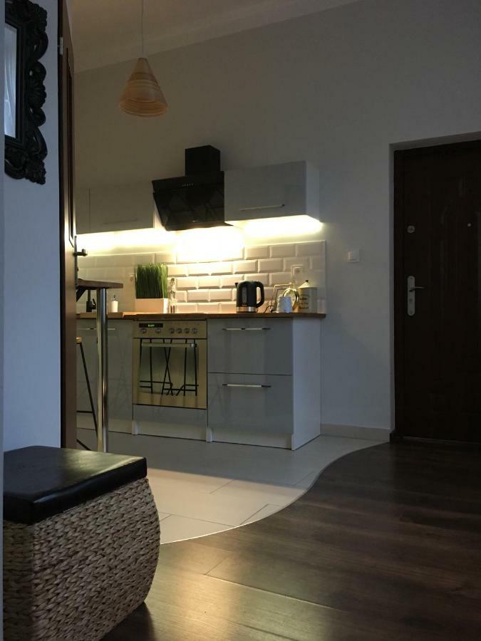Marzec Apartamenty Gniezno Extérieur photo