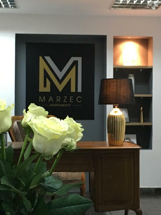 Marzec Apartamenty Gniezno Extérieur photo