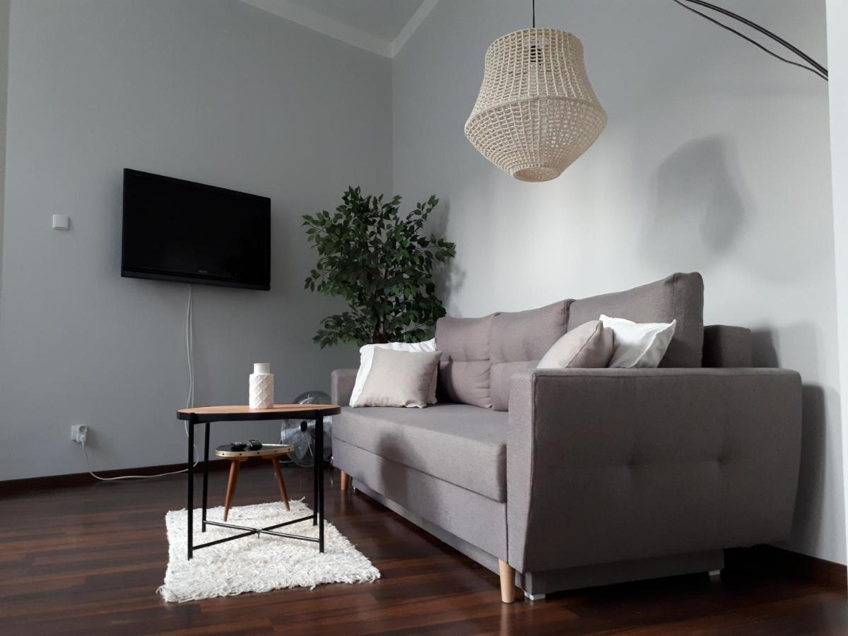 Marzec Apartamenty Gniezno Extérieur photo